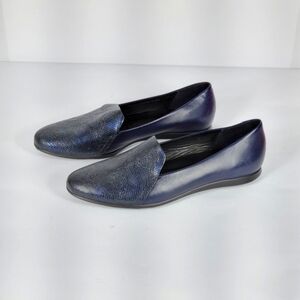 Ecco Women's Shimmering Navy Loafers #755 Size EU 40 (US 9-9.5)